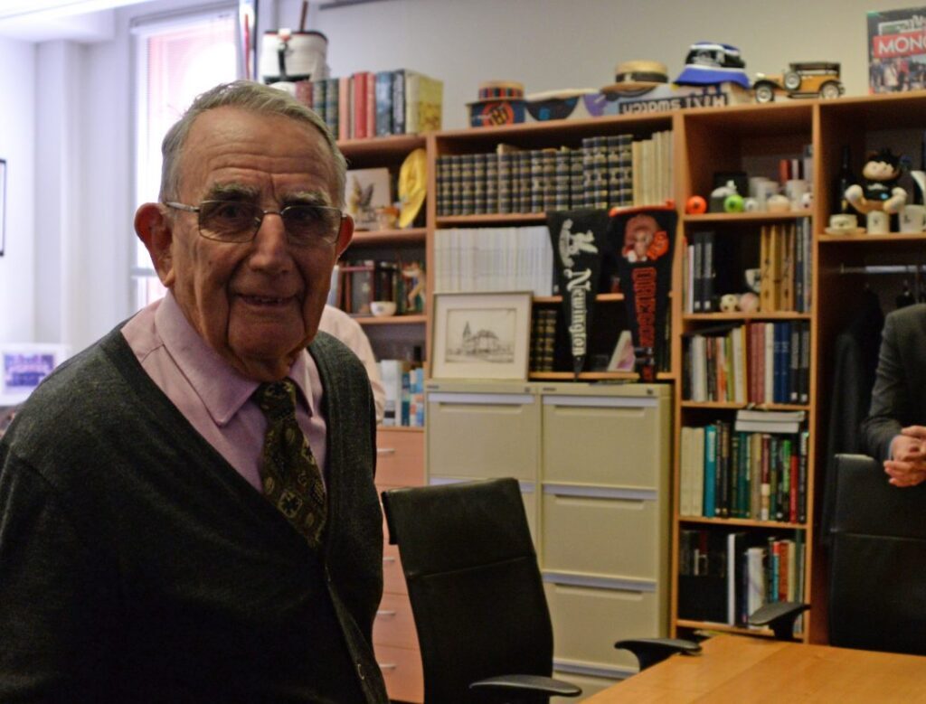 Congratulations to Dr Roger Davidson OAM (ON 1940)