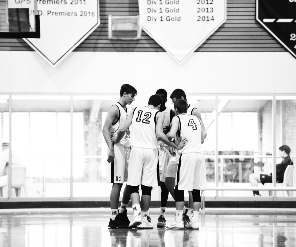 Newington Basketballers slam dunk USA court side