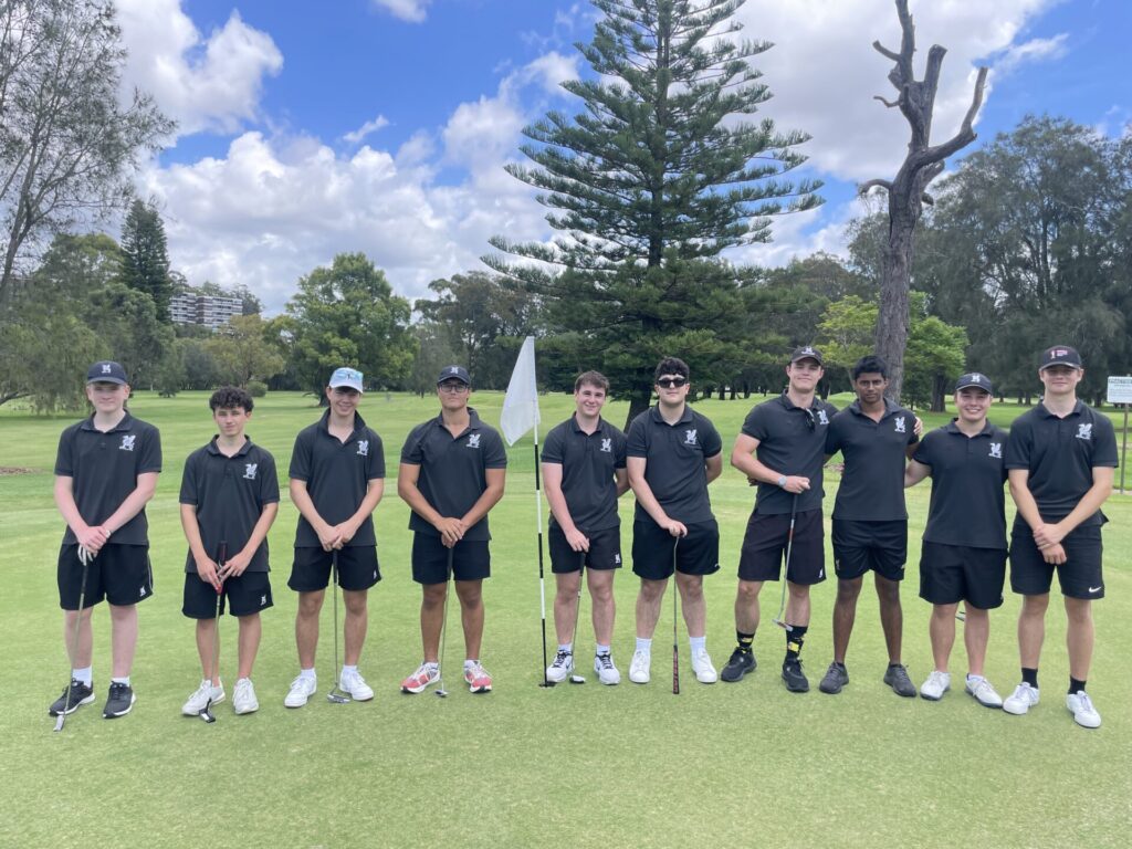 Newington hits a hole-in-one with golfing program