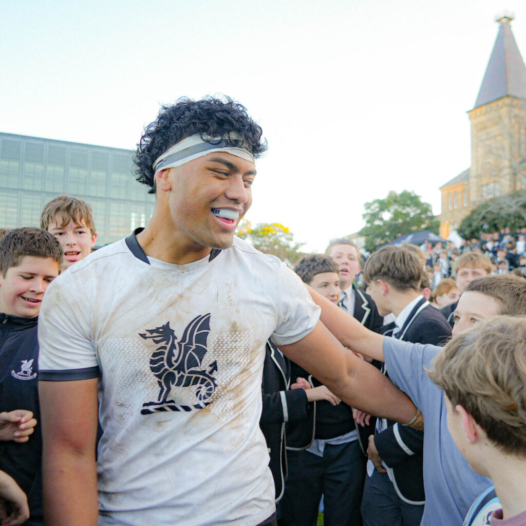 Newington set to cheer Heamasi on from the sidelines